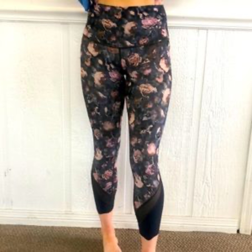 Lululemon Wunder Under Scalloped Floral Leggings 21"
